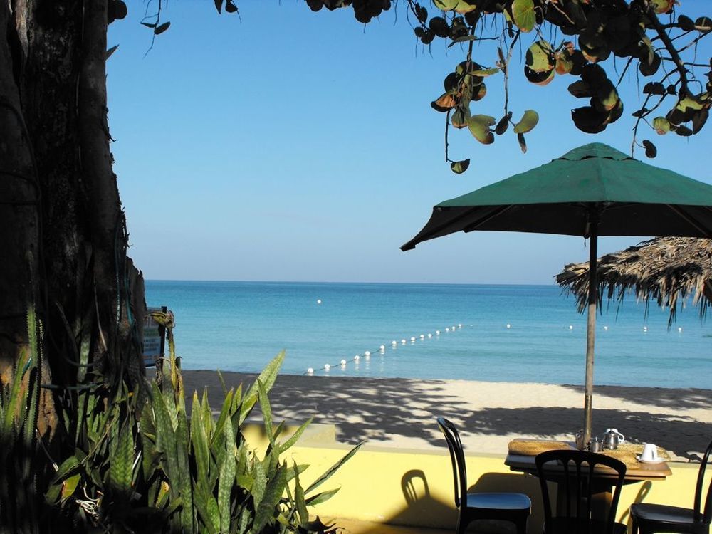 Bar-B-Barn Beach Hotel Negril Natureza foto