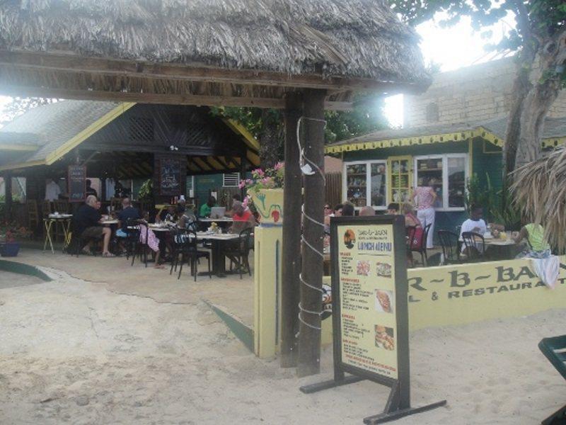 Bar-B-Barn Beach Hotel Negril Exterior foto
