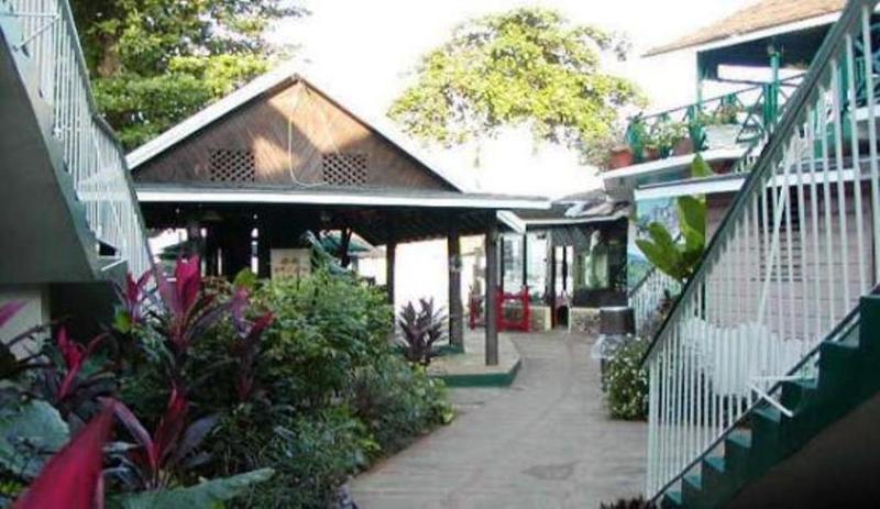 Bar-B-Barn Beach Hotel Negril Restaurante foto