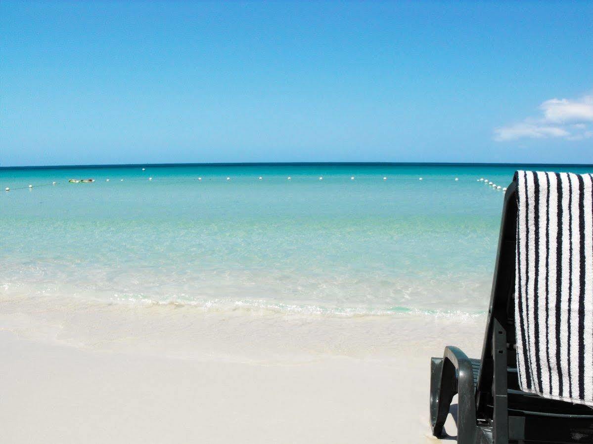 Bar-B-Barn Beach Hotel Negril Exterior foto